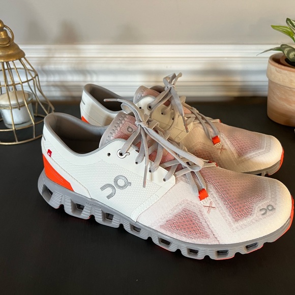 🚫SOLD🚫 Sz 10 On Cloud X3 - Picture 4 of 8